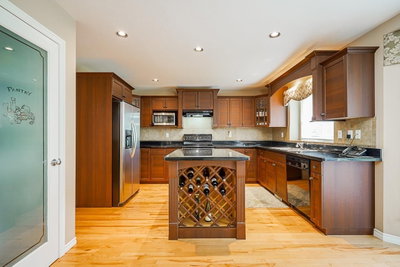 16766 108A Avenue | Surrey British Columbia | Slide Image Nine