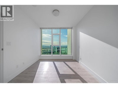 7388 KINGSWAY | Burnaby British Columbia | Slide Image Eleven