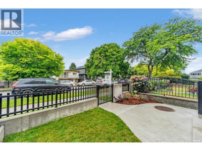 3155 E. 52ND Avenue | Vancouver British Columbia | Slide Image Six