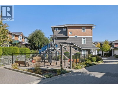 11461 236 Street | Maple Ridge British Columbia | Slide Image Thirty-seven