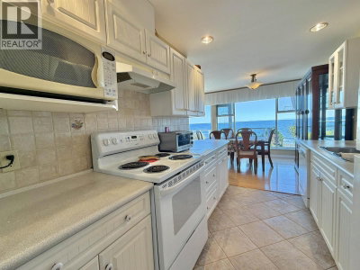 3199 BEACH Avenue | Roberts Creek British Columbia | Slide Image Seventeen