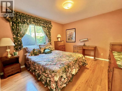 3199 BEACH Avenue | Roberts Creek British Columbia | Slide Image Nineteen