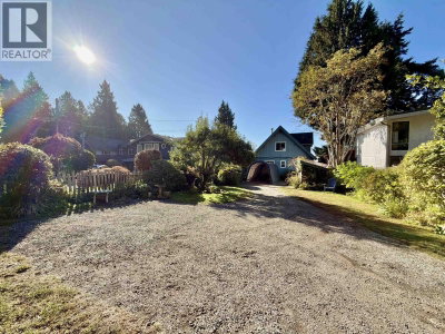 3199 BEACH Avenue | Roberts Creek British Columbia | Slide Image Thirty-eight
