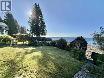 3199 BEACH Avenue | Roberts Creek British Columbia | Slide Image Eight