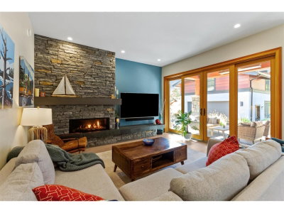 2611 127A Street | Surrey British Columbia | Slide Image Two