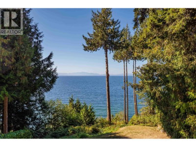 4947 SUNSHINE COAST Highway | Sechelt British Columbia | Slide Image Two