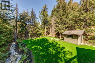2053 GARIBALDI Way | Whistler British Columbia | Slide Image Twelve
