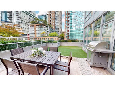 833 HOMER Street | Vancouver British Columbia | Slide Image Sixteen