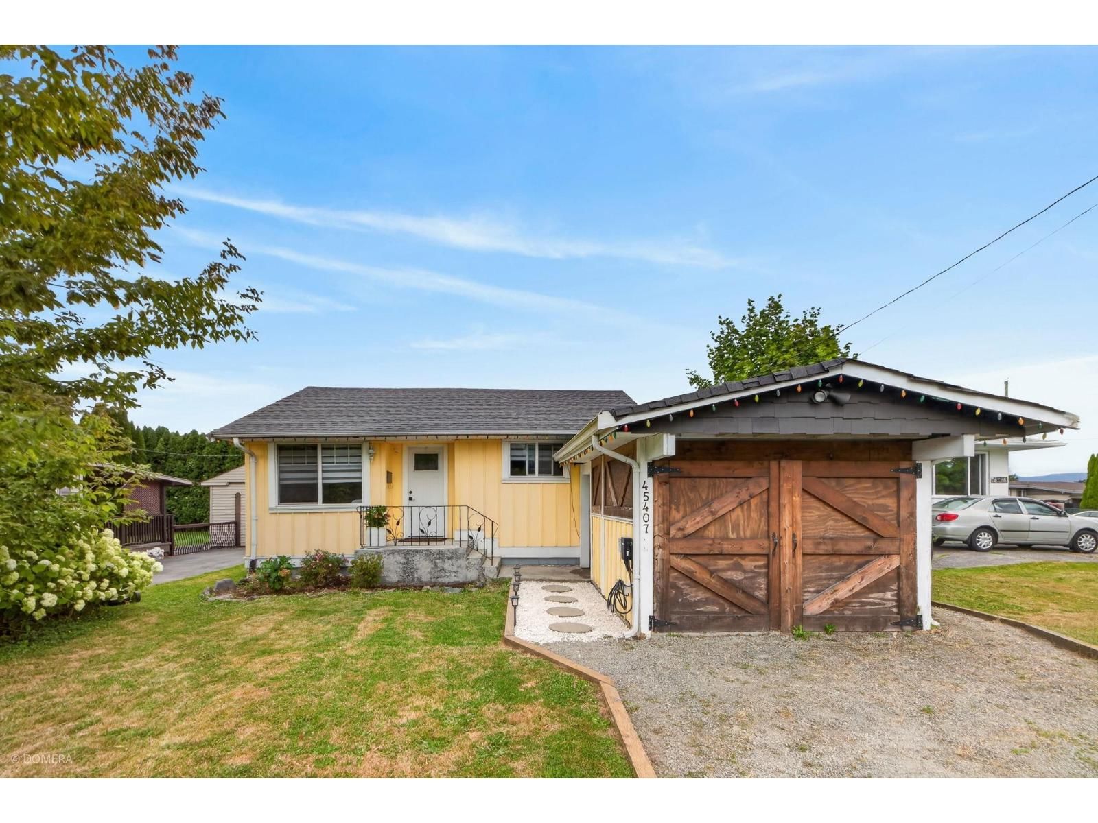 45407 WELLINGTON Avenue, Chilliwack, British Columbia V2P 2G2