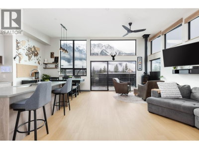 4000 SUNSTONE Way | Pemberton British Columbia | Slide Image One