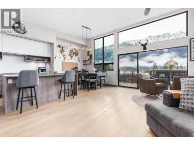 4000 SUNSTONE Way | Pemberton British Columbia | Slide Image Two
