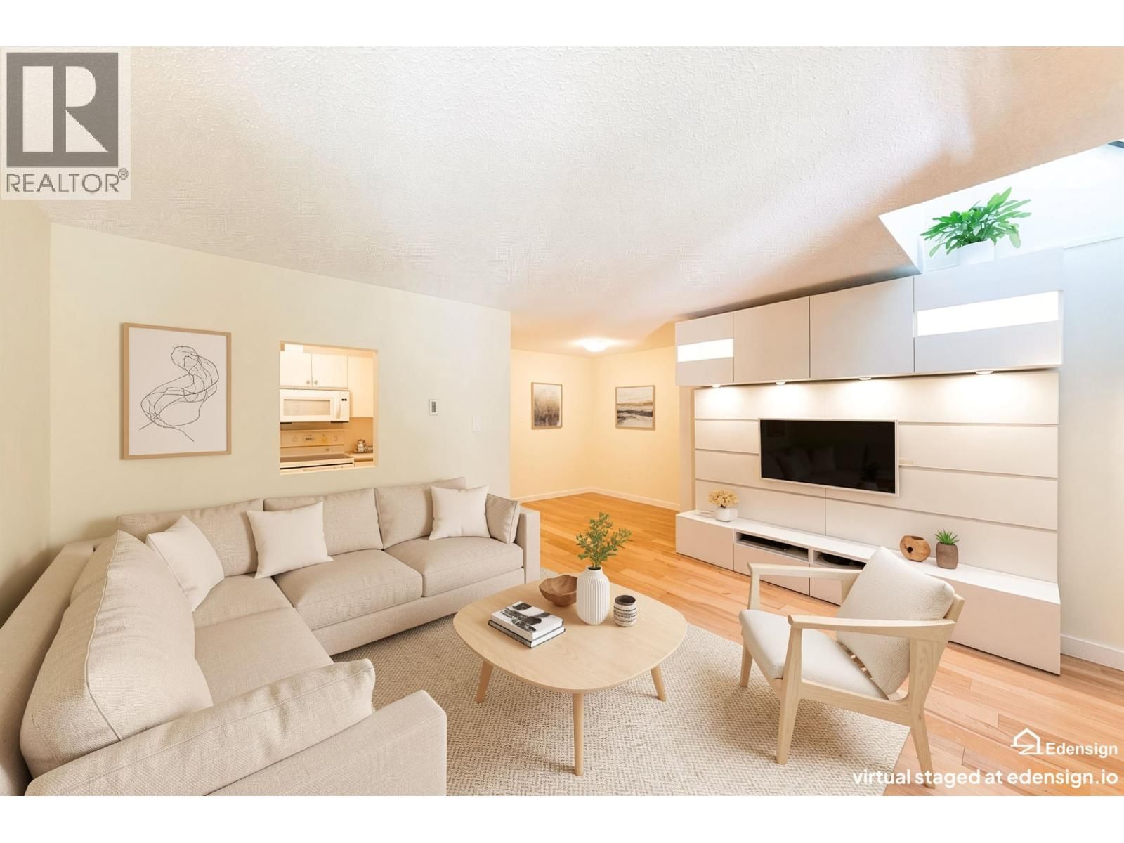3319 MOUNTAIN Highway, North Vancouver, British Columbia V7K 2H4