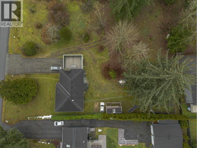 40127 KALODON Road | Squamish British Columbia | Slide Image Eight