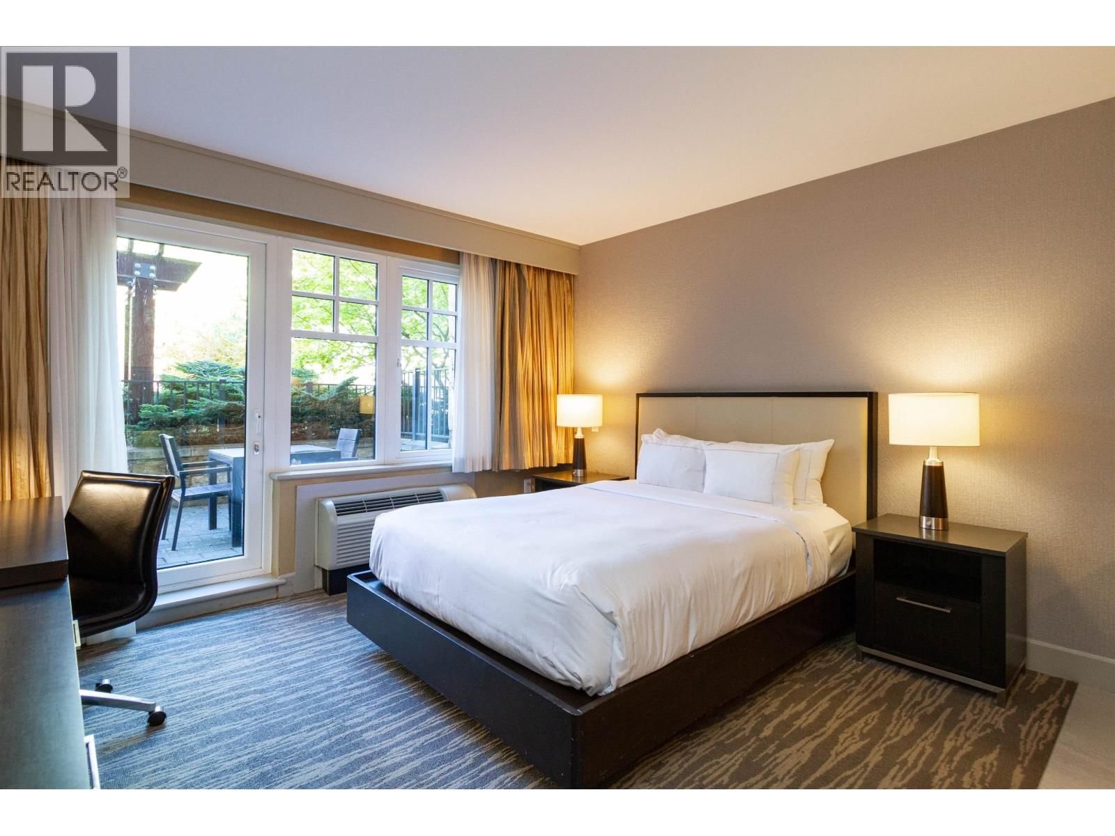 161 4050 WHISTLER Way property photo