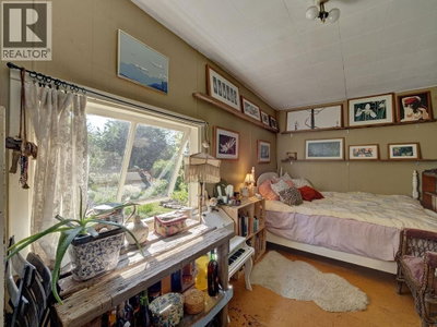 947 NORTH Road | Gibsons British Columbia | Slide Image Sixteen