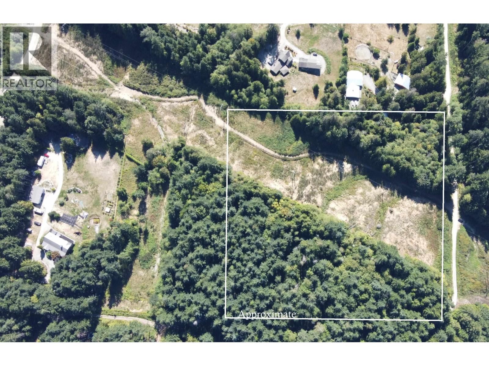 Lot E BYNG Road, Roberts Creek, British Columbia V0N 2W5
