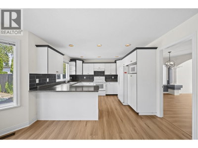 12227 BONSON Road | Pitt Meadows British Columbia | Slide Image Eleven
