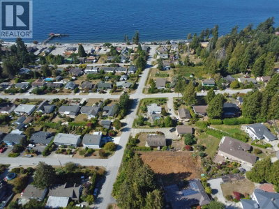 LOT 14 BAY Road | Sechelt British Columbia | Slide Image Twelve
