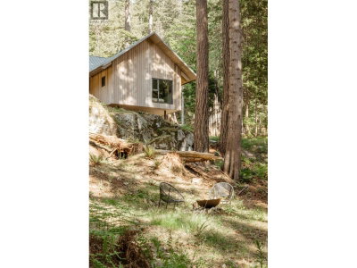 1616 JOAN AUDREY Lane | Bowen Island British Columbia | Slide Image Twenty-eight