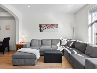27735 ROUNDHOUSE Drive | Abbotsford British Columbia | Slide Image Sixteen