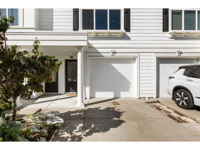 27735 ROUNDHOUSE Drive | Abbotsford British Columbia | Slide Image Two