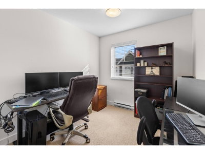 27735 ROUNDHOUSE Drive | Abbotsford British Columbia | Slide Image Twenty-nine