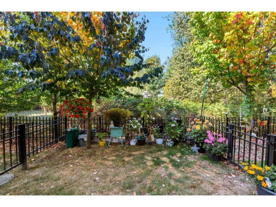 27735 ROUNDHOUSE Drive | Abbotsford British Columbia | Slide Image Thirty-six
