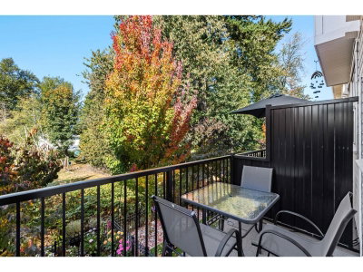 27735 ROUNDHOUSE Drive | Abbotsford British Columbia | Slide Image Eight