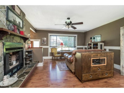 34257 WOODBINE Crescent | Abbotsford British Columbia | Slide Image Twelve