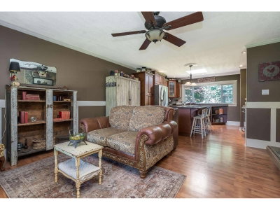 34257 WOODBINE Crescent | Abbotsford British Columbia | Slide Image Nine