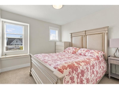 16475 21A Avenue | Surrey British Columbia | Slide Image Fifteen
