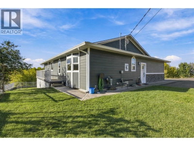 3152 HUSTON Road | 150 Mile House British Columbia | Slide Image Thirty-two