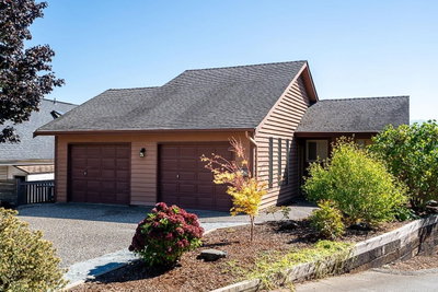 35950 EAGLECREST Place | Abbotsford British Columbia | Slide Image One