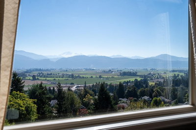 35950 EAGLECREST Place | Abbotsford British Columbia | Slide Image Twenty-three