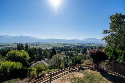 35950 EAGLECREST Place | Abbotsford British Columbia | Slide Image Thirty-seven