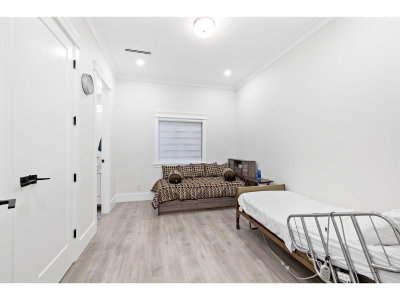 18065 58A Avenue | Surrey British Columbia | Slide Image Twenty-three