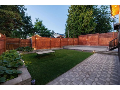 18065 58A Avenue | Surrey British Columbia | Slide Image Forty