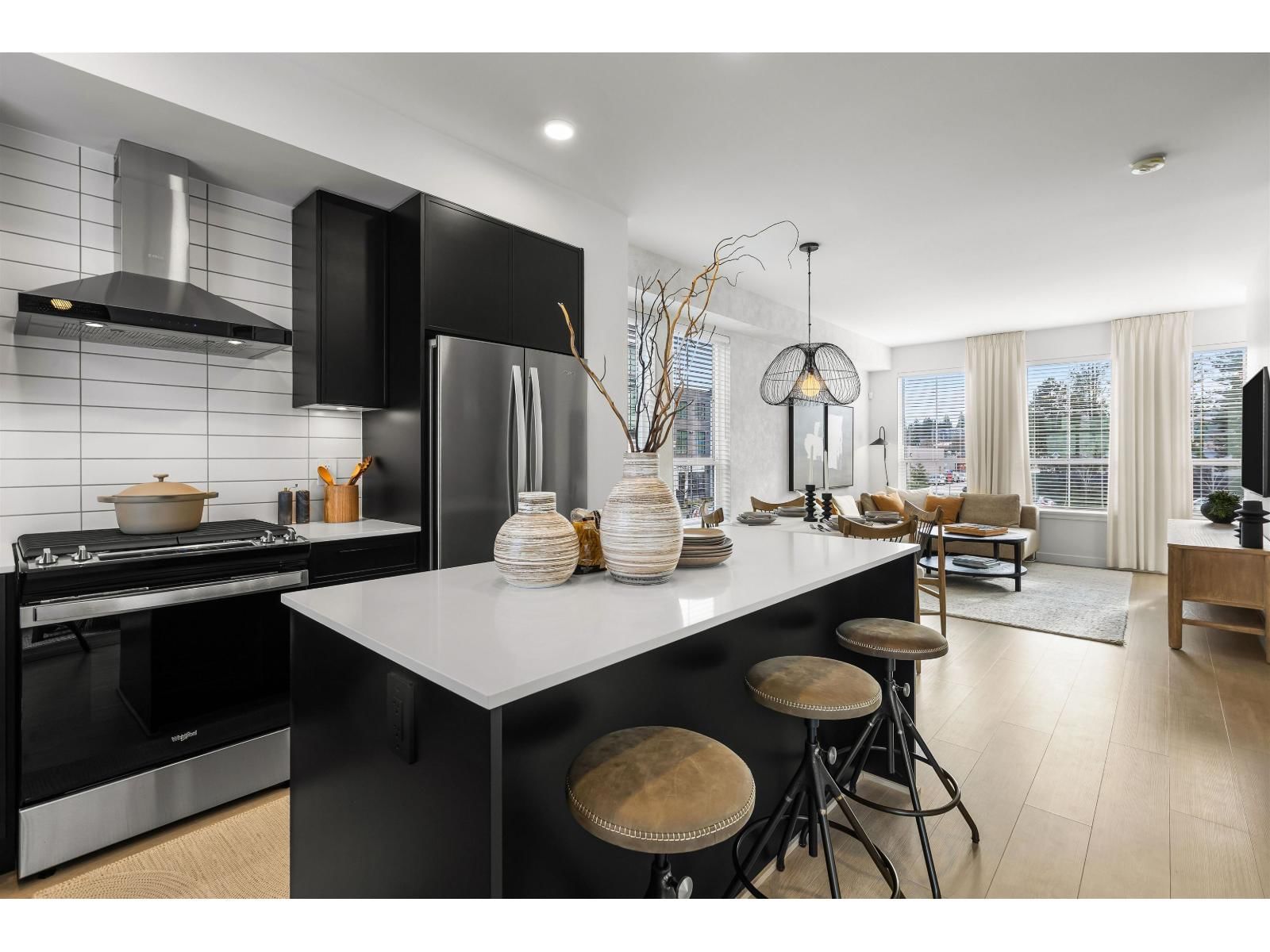 2891 MONTROSE Avenue, Abbotsford, British Columbia N0N 0N0