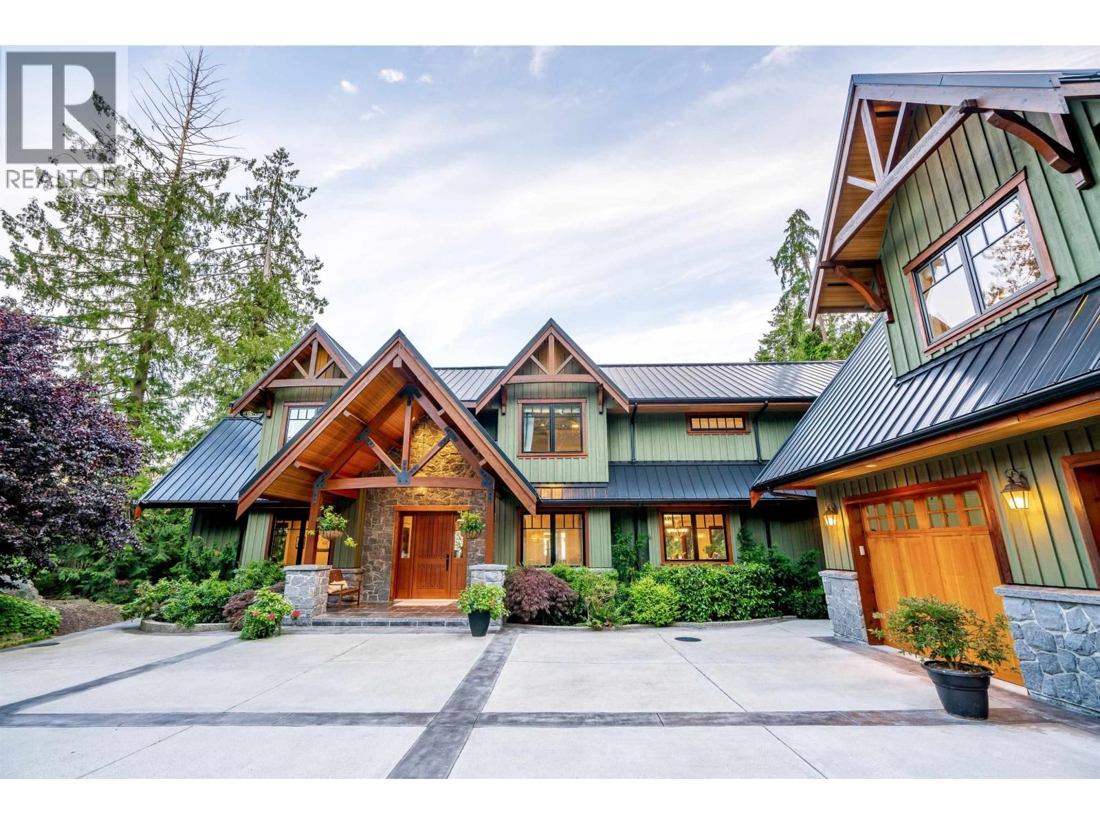 949 ARBUTUS BAY Lane, Bowen Island, British Columbia V0N 1G2