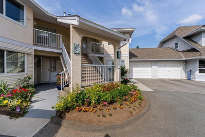2475 EMERSON Street | Abbotsford British Columbia | Slide Image One