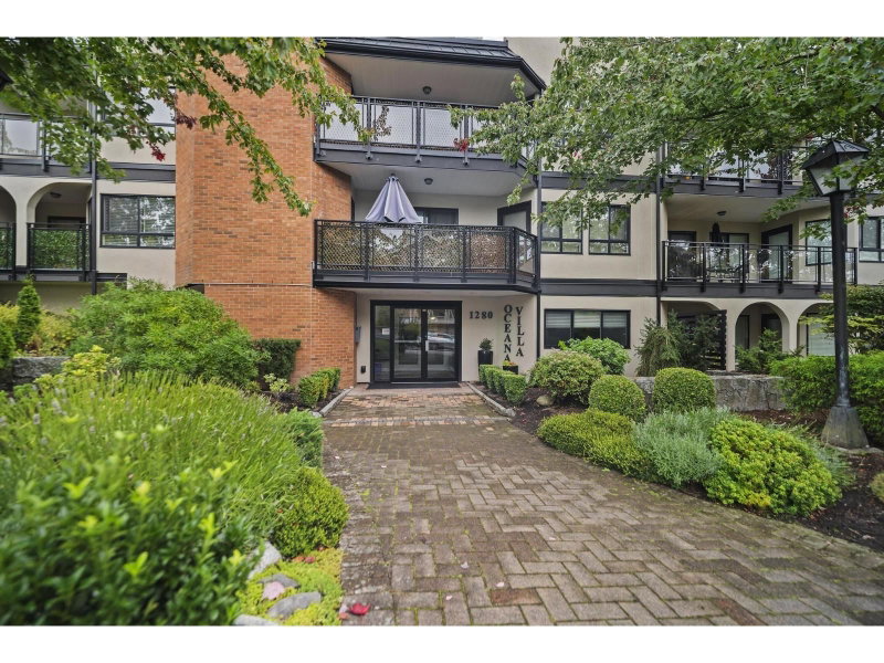 1280 FIR Street White Rock British Columbia, V4B 4B1 - 2 Bedrooms Condo For Sale