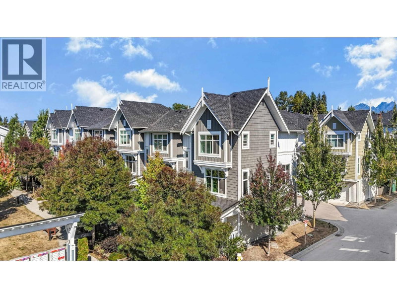 11295 PAZARENA Place Maple Ridge British Columbia, V2X 4K9 - 4 Bedrooms Condo For Sale