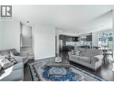 11295 PAZARENA Place | Maple Ridge British Columbia | Slide Image Thirty-two