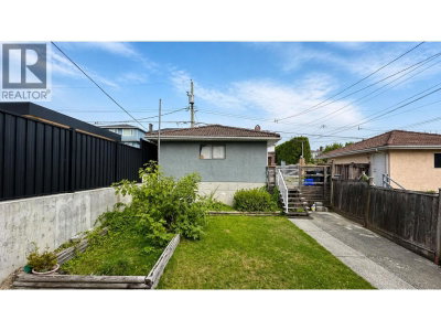 26 RANELAGH Avenue | Burnaby British Columbia | Slide Image Seven