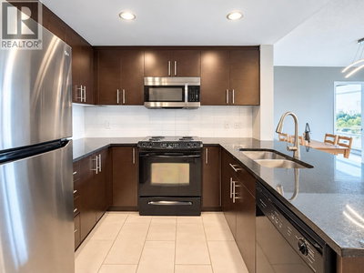 555 DELESTRE Avenue | Coquitlam British Columbia | Slide Image Nine
