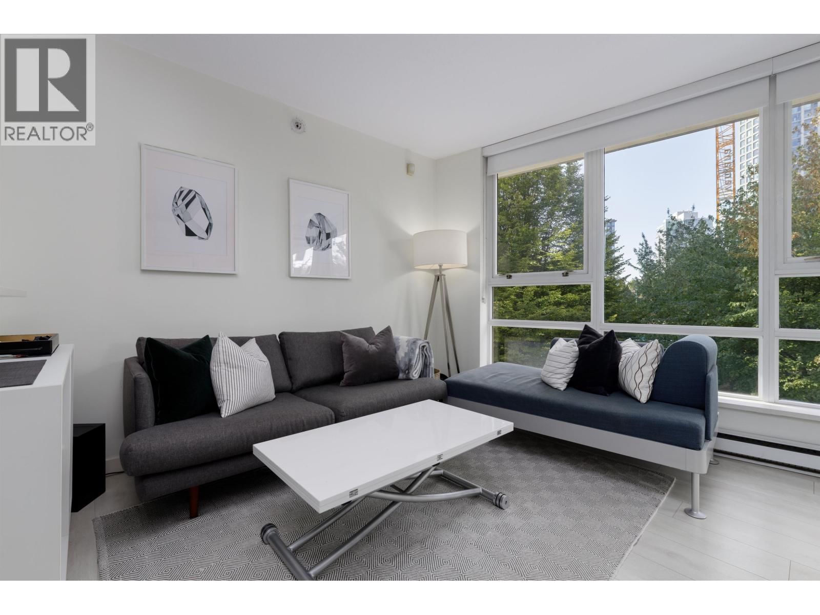 928 BEATTY Street, Vancouver, British Columbia V6Z 3G6