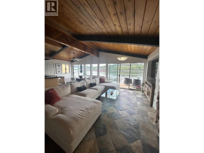 1132 ALDERSIDE Road | Port Moody British Columbia | Slide Image Four