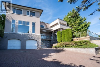 1437 BRAMWELL Road | West Vancouver British Columbia | Slide Image Two