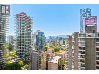 738 BROUGHTON Street | Vancouver British Columbia | Slide Image Thirty