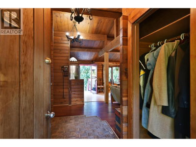 611 GOWER POINT Road | Gibsons British Columbia | Slide Image Fifteen